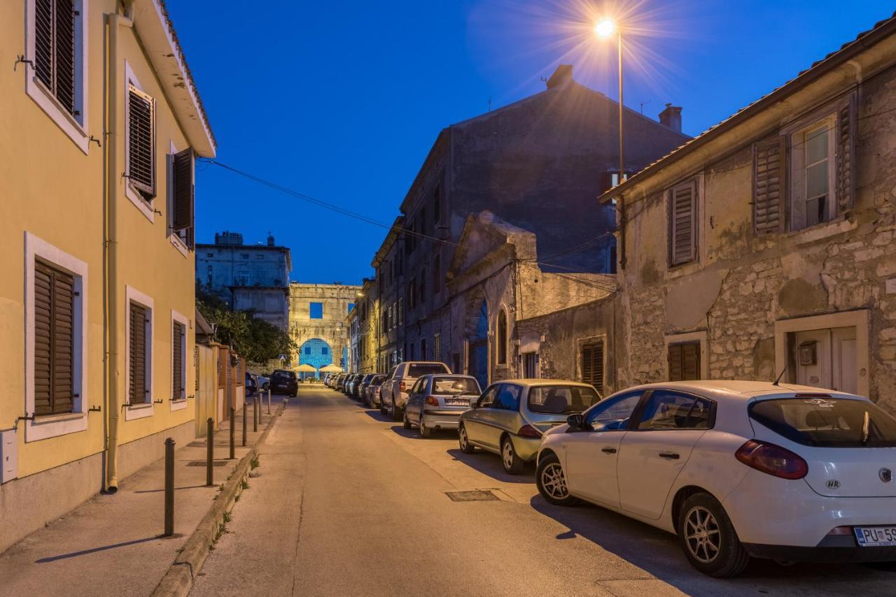 Apartamento Deluxe Gladiators House - Parking Included Pula Exterior foto